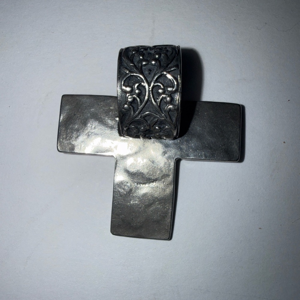 Silpada Sterling Silver Hammered Cross. S1514